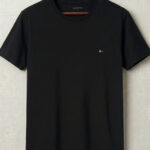 Camiseta Aram. Preta #c770